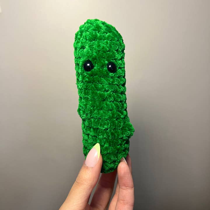 The Cozy Tangerine - Wholesale Stuffed/Plush Toy - Kids & Baby - Pickle Plushie | Crochet Pickle Stuffed Plush Toy3