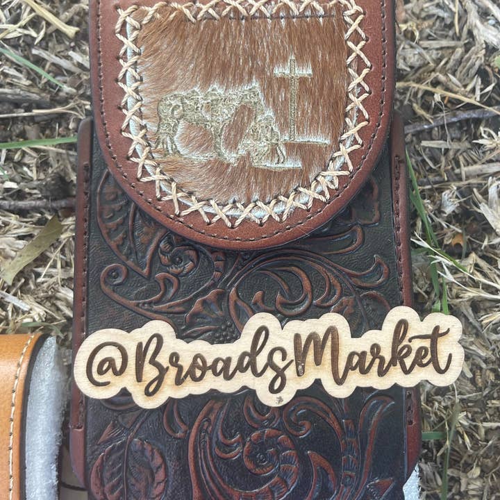 Broads Market - Wholesale Phone Wallet - Women's - Tooled Leather Belt Phone Holders