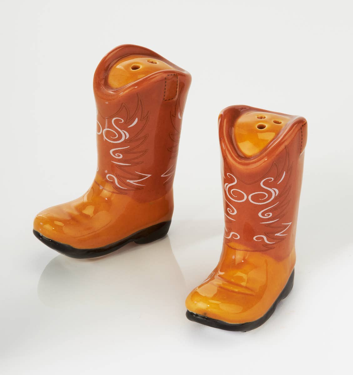 Maison - Wholesale Salt & Pepper Shaker Set - Ceramic Salt&Pepper Shakers Cowboy Boot Dsgn. S/20
