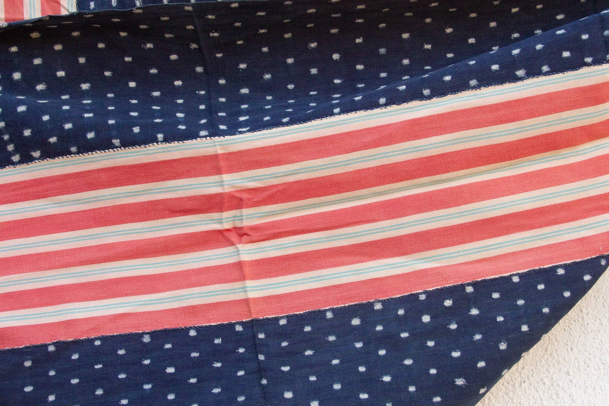 De-cor - Wholesale Tapestry/textile - Indigo & Red Striped Mud Cloth4