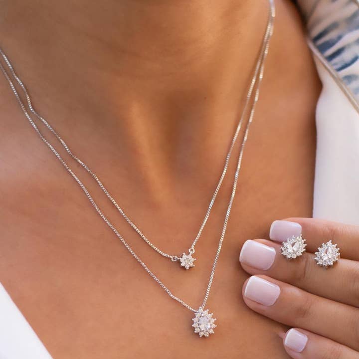 Set collana con orecchini in ossido di rodio per la vendita all'ingrosso da parte di Elaine Oliveira Bijoux