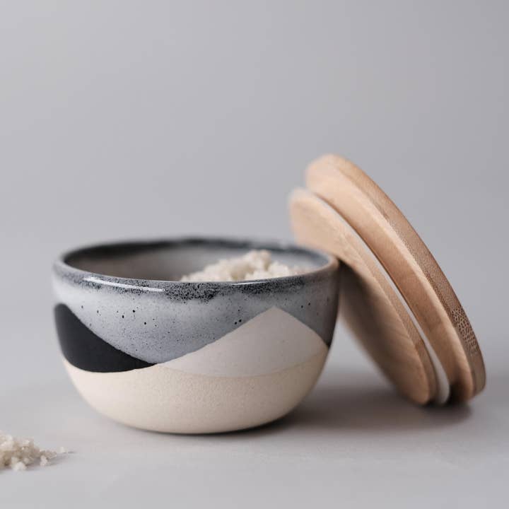 FHAR Studio - Wholesale Salt Mill - core - Salt Cellar with Bamboo Lid - Handmade porcelain 0