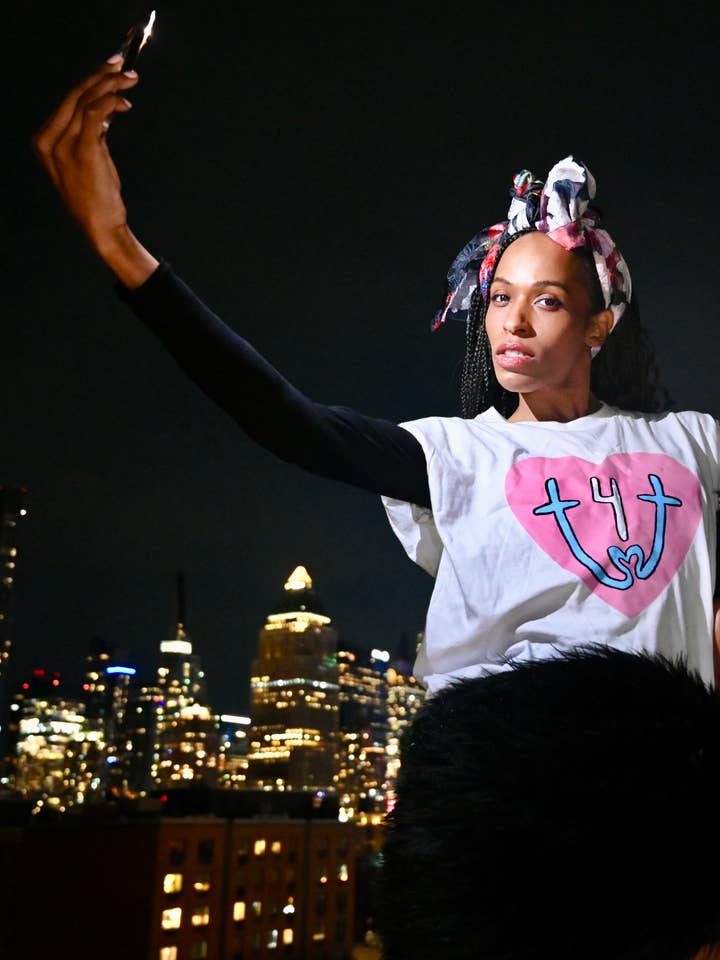 T4T T-Shirt für den Großhandel von BoiPKG