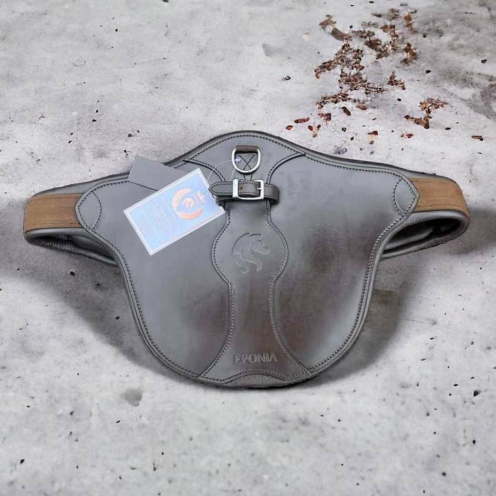 Cinghia da salto con protezione anti-speroni per la vendita all'ingrosso da parte di EPONIA EQUESTRIAN LIFESTYLE