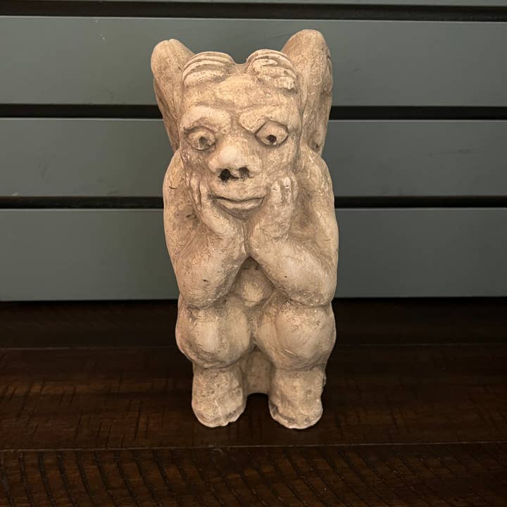 Masterpiece Studio - Wholesale Decorative Figurine - Sitting Gargoyle Statue (GA6)4