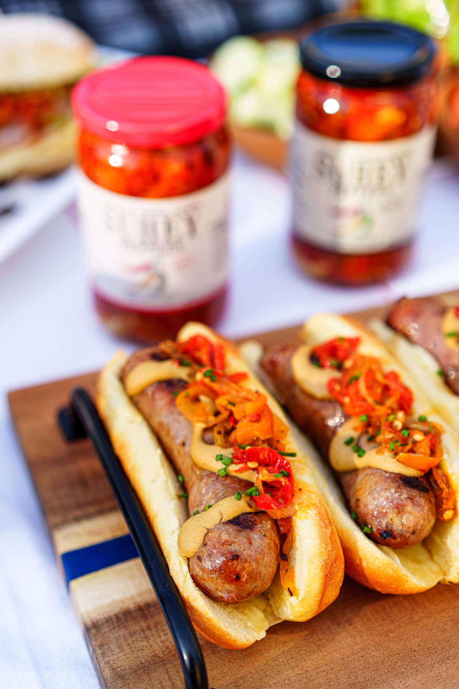 Suhey Peppers - Wholesale Pickled Vegetables - "Hot" Heat Level - Peppers in Olive Oil (15.5oz)1