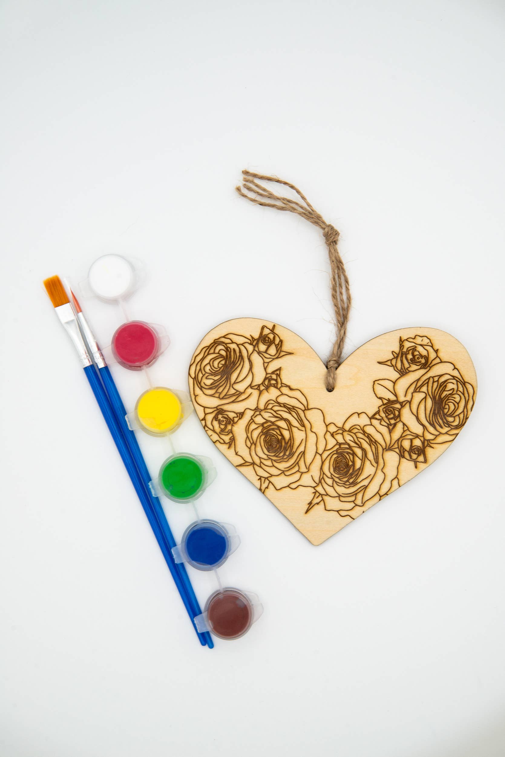 Jennifer Schiano Studio - Wholesale DIY Craft Kit - Paint Your Own Kit: Floral Heart Hangers4