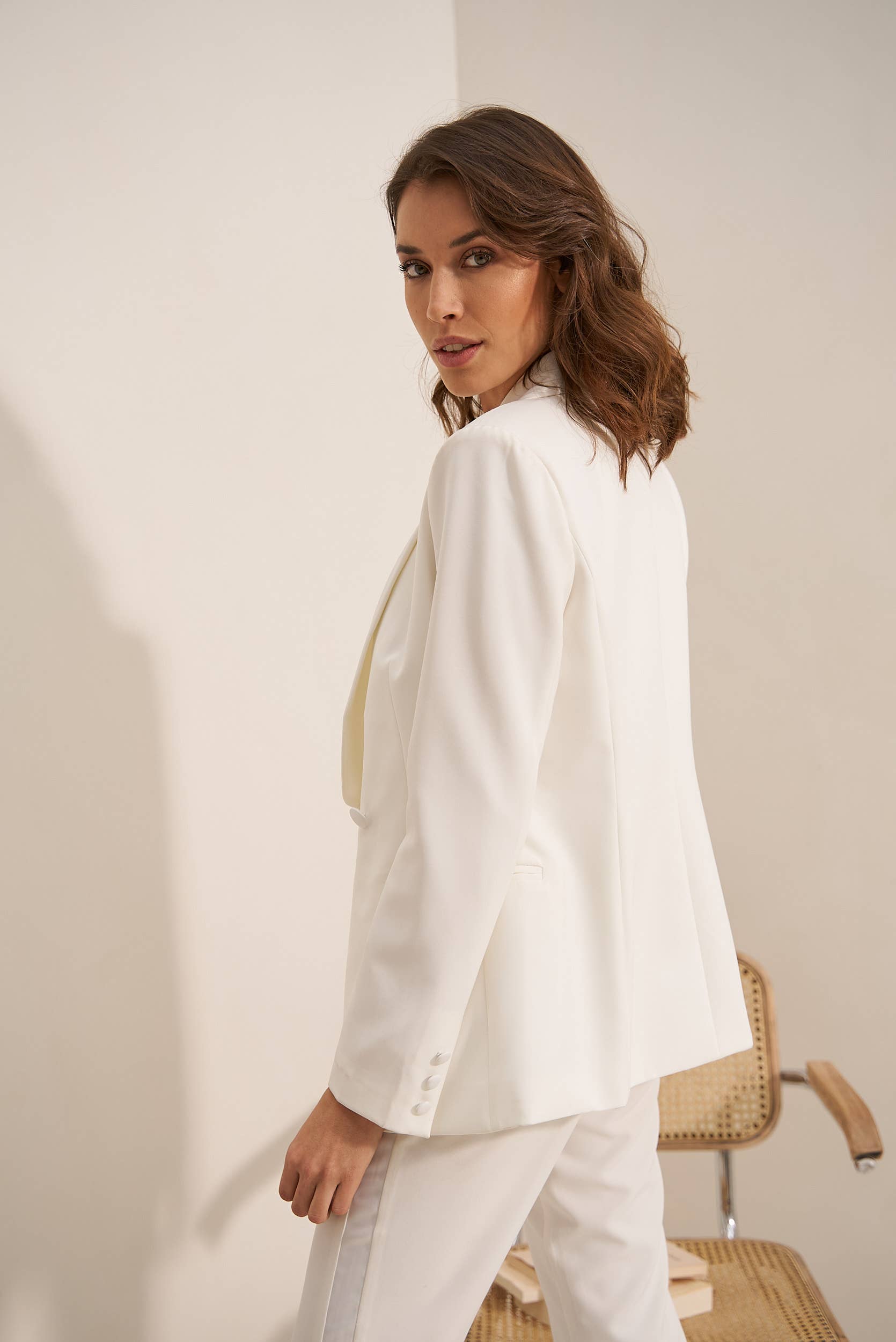 Attentif Paris – Engroshandel Habitjakke – til kvinder – Slim fit plain smokingjakke17