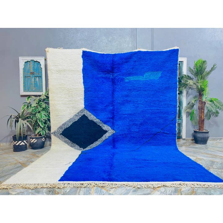Blauw-witte Marokkaanse tapijt, handgetuft Berber tapijt, shaggy tapijt voor wholesale door Moroccan Woven Treasures