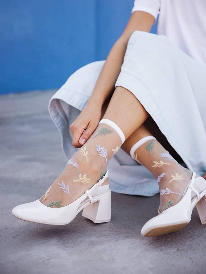 Le Alpi Pastello • Calzini trasparenti foglie donna per la vendita all'ingrosso da parte di Atelier St Eustache