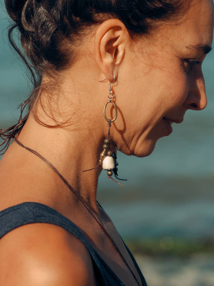 LASAI EARRINGS for wholesale by Raku