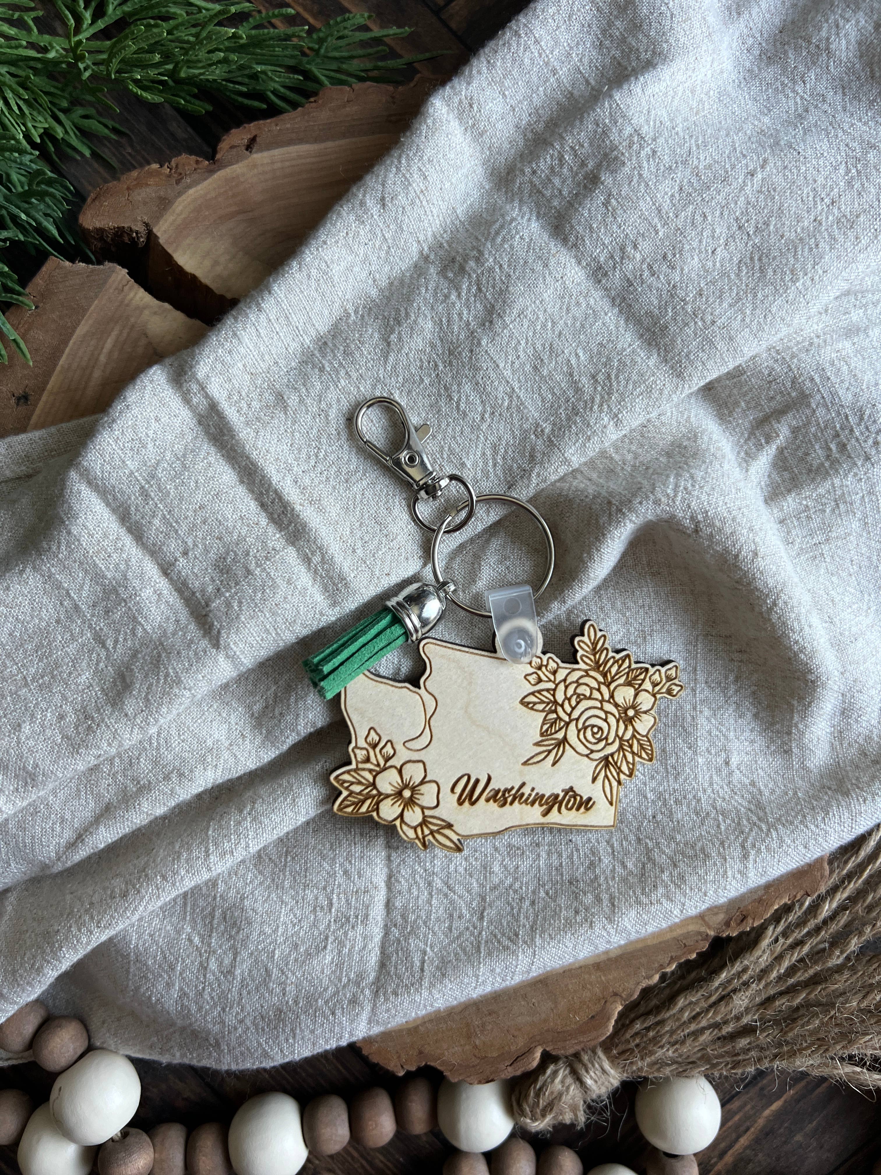 Chamness' Crafty Corner - Wholesale Keychain - Unisex - Floral State Wooden Keychains3