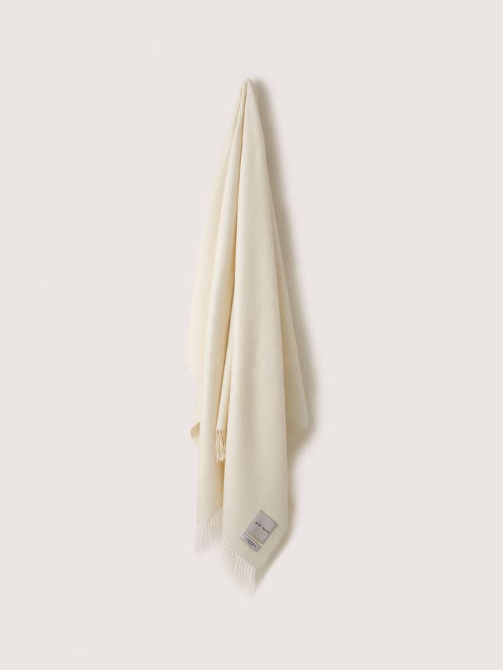 Haus Baby Alpaca Throw - Mallow for wholesale by Graf Lantz