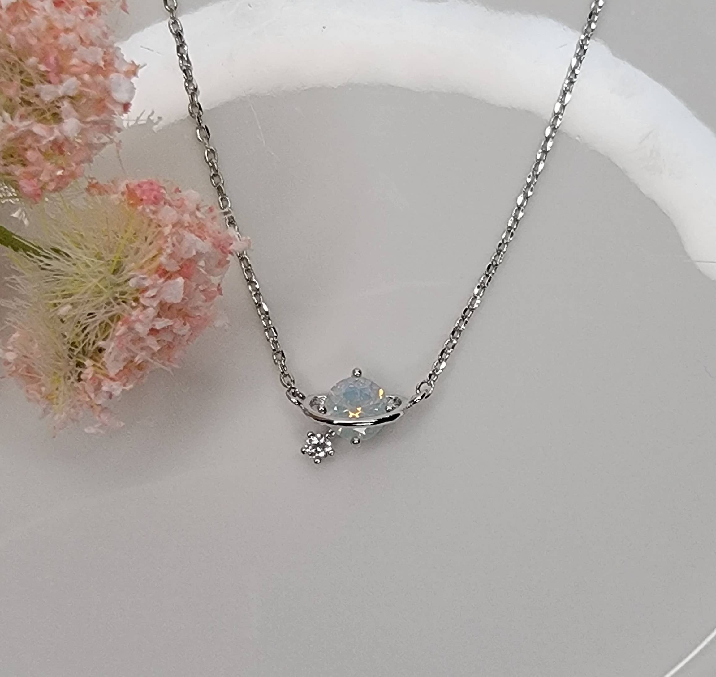 BETTYOH INC – wholesale Pendant/charm necklace – OPAL PLANET NECKLACE.5