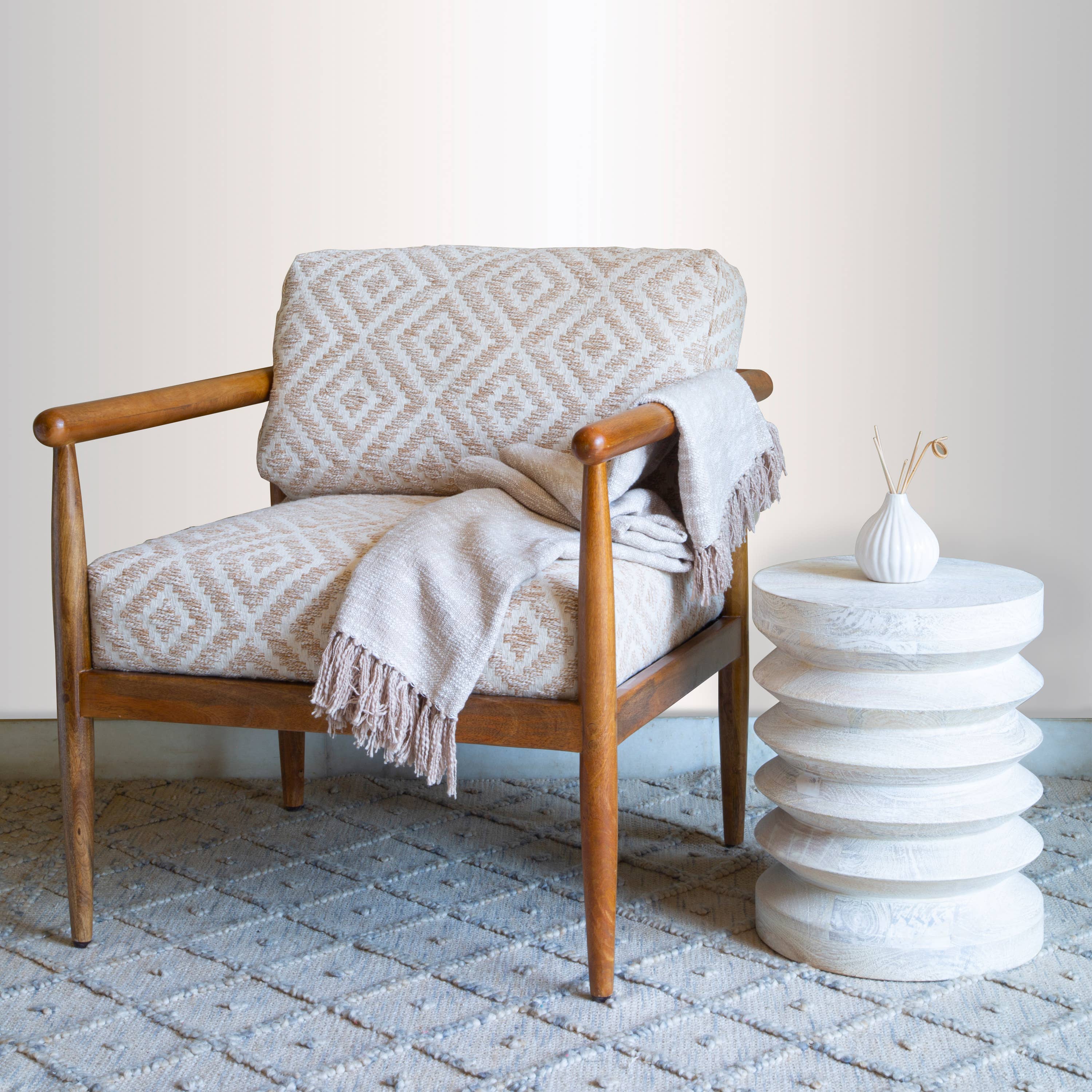 Mango Furniture Inc. - Wholesale Chair - RIHANA FABRIC CHAIR1