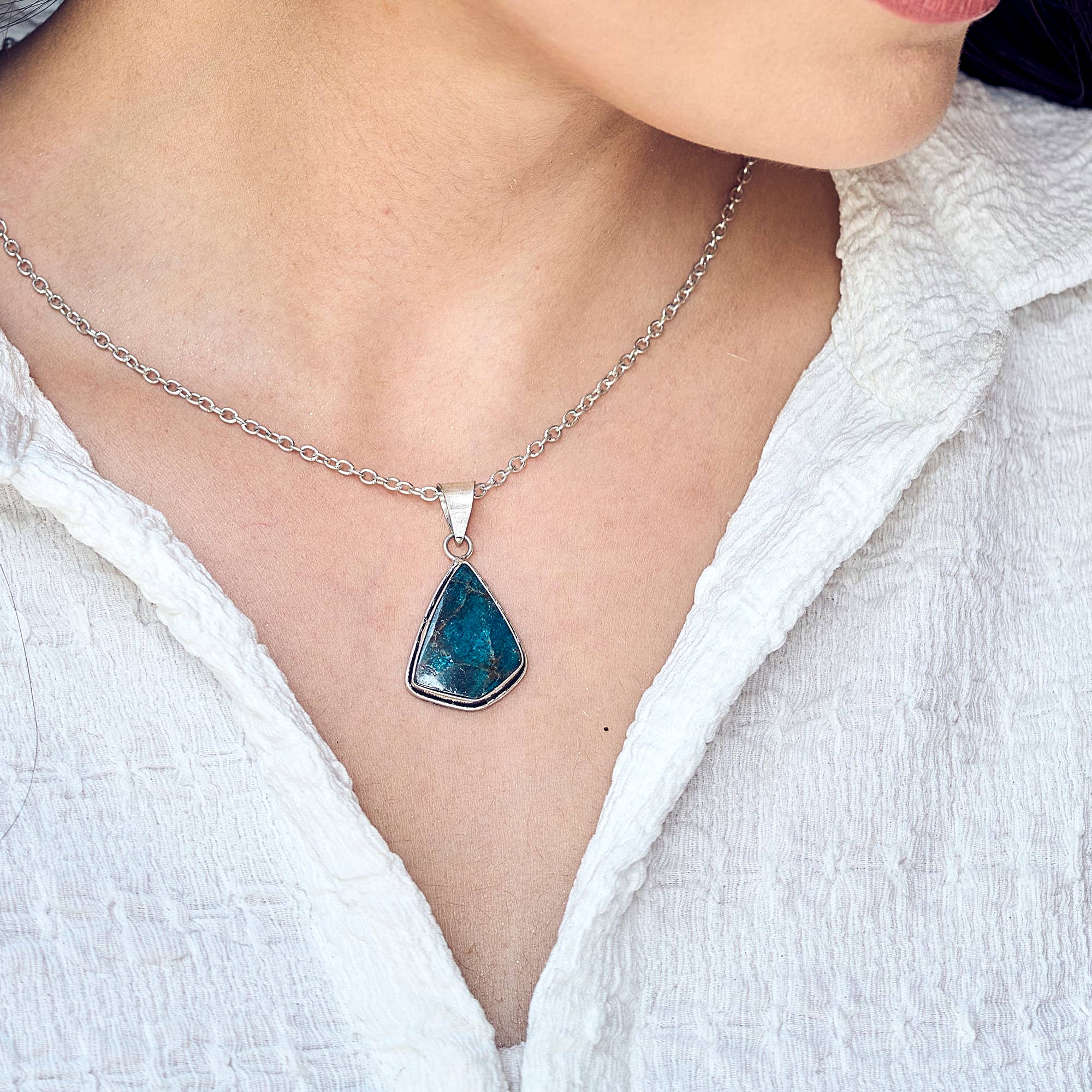 Anju Jewelry - Venta al por mayor Collares con colgantes/abalorios - Collar artesanal con piedra semipreciosa Apatita2