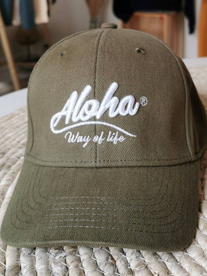 Aloha Way of Life Broderet Baseballkasket - Khaki for engroshandel hos ALOHA WAY OF LIFE