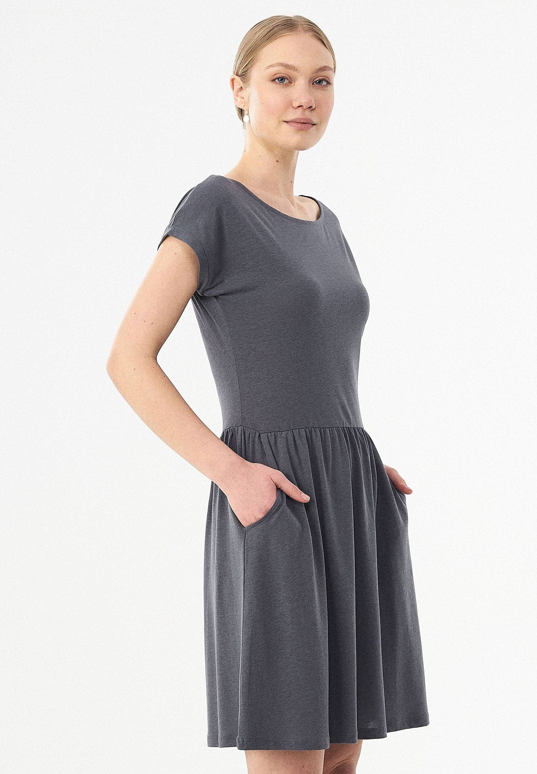 ORGANICATION - Wholesale Dress - Women's - Jerseykleid aus TENCEL™ Lyocell und Bio-Baumwolle2
