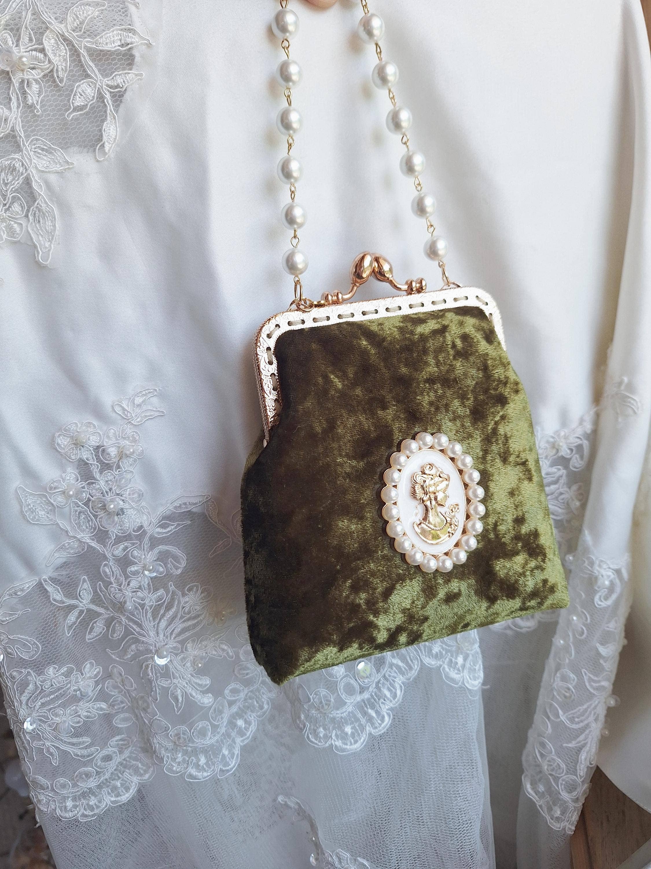 LeisTextileStudio - Wholesale Wallet - Women's - Handmade Velvet Vintage Kiss lock Handbag With Card Holder43