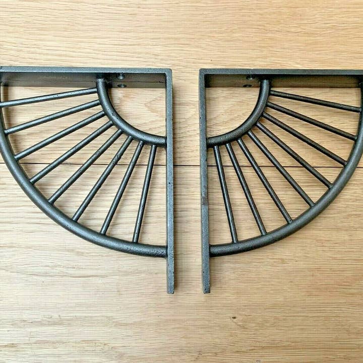Par de soportes para repisa de hierro envejecido Sunrise para venta al por mayor de IronmongeryWorld