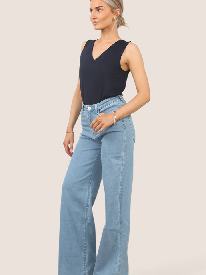 J5FASHION - Vendita all'ingrosso Jeans - Donna - JEANS A GAMBA LARGA A VITA ALTA IN DENIM10