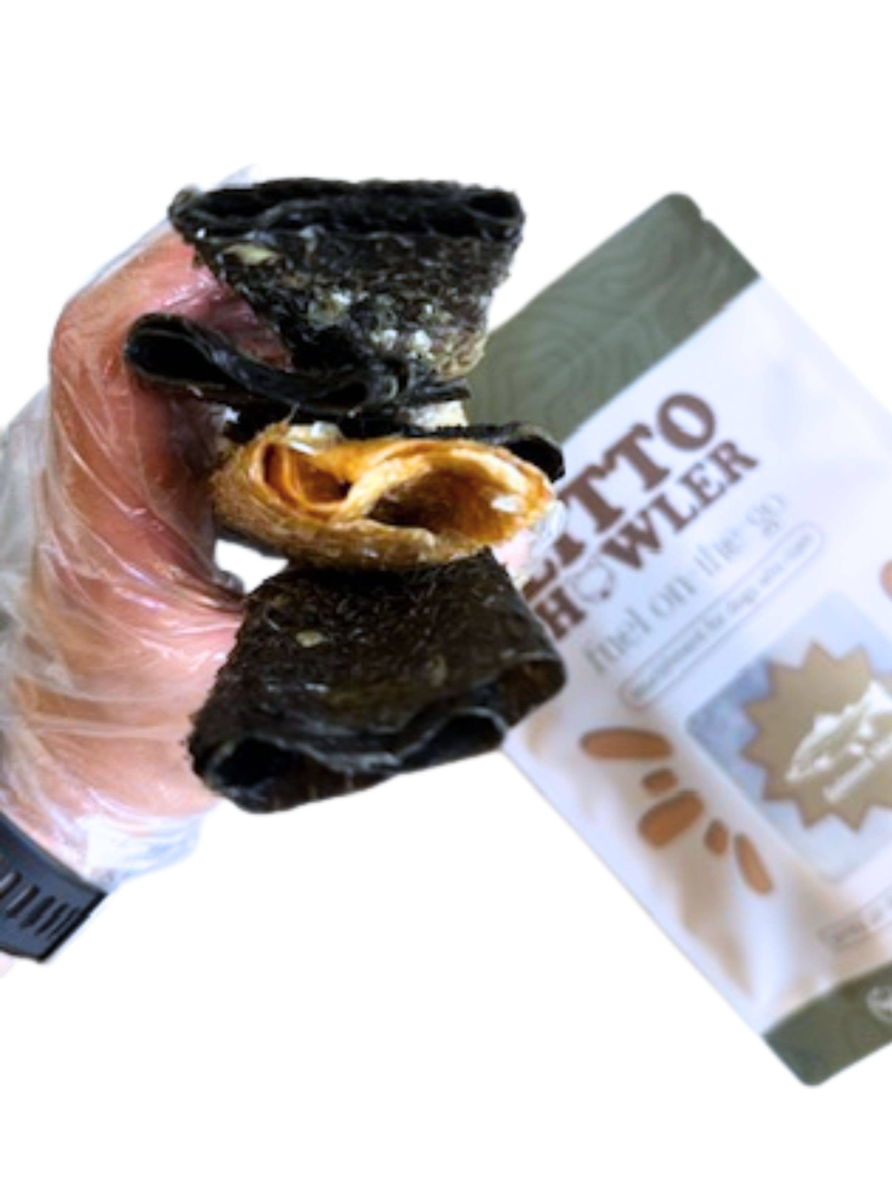 Litto Howler - Wholesale Pet Treats - Dog - Salmon Skin Rolls | 4 oz1