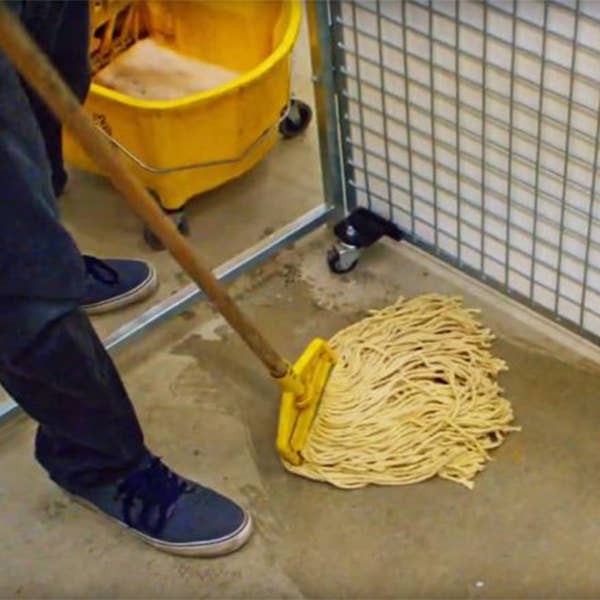 Cove Products LLC - Wholesale Pet Deodorizing Spray - K9 Kennels Dog Kennel Deodorizer & Cleaner (Ready To Use)4