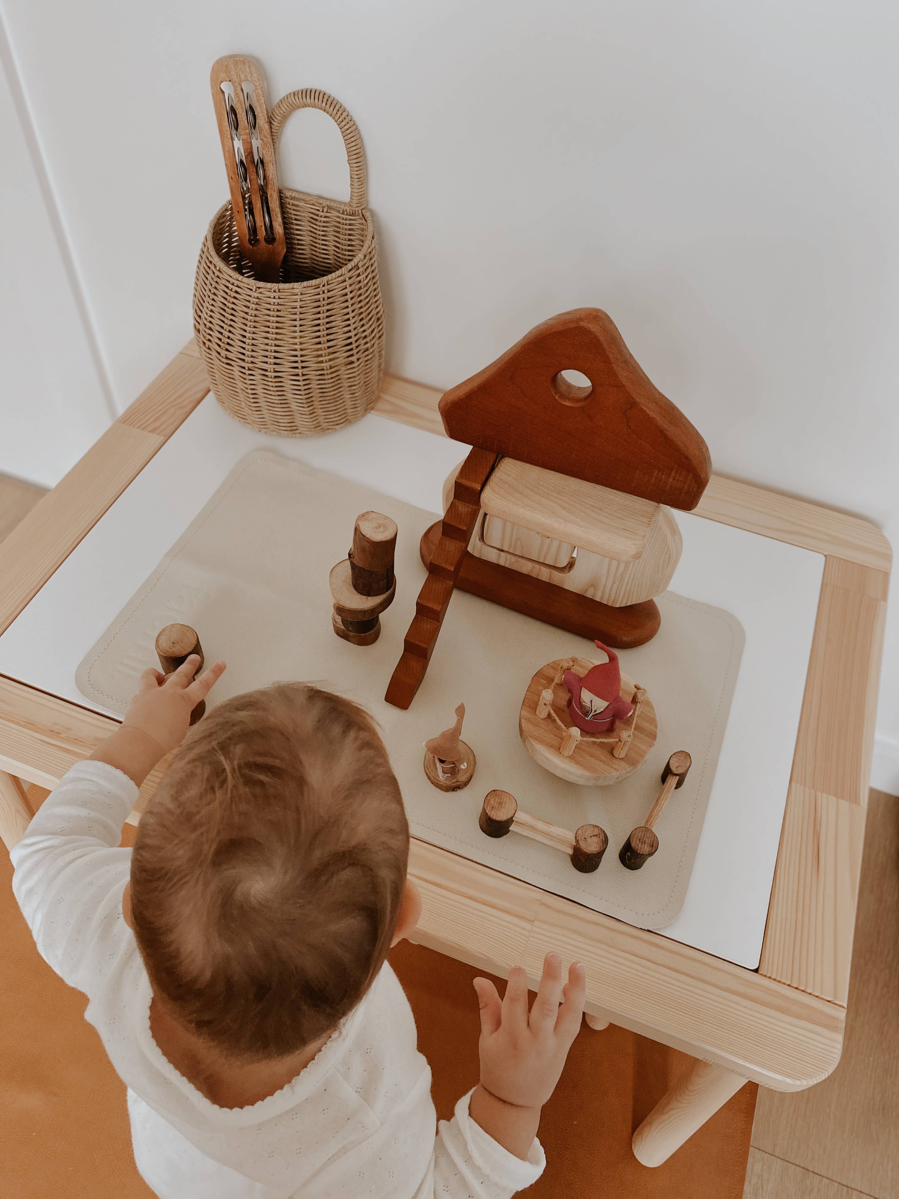 QToysUSA - Vente Jouet en bois – enfant - Petit jeu de maison champignon naturel1