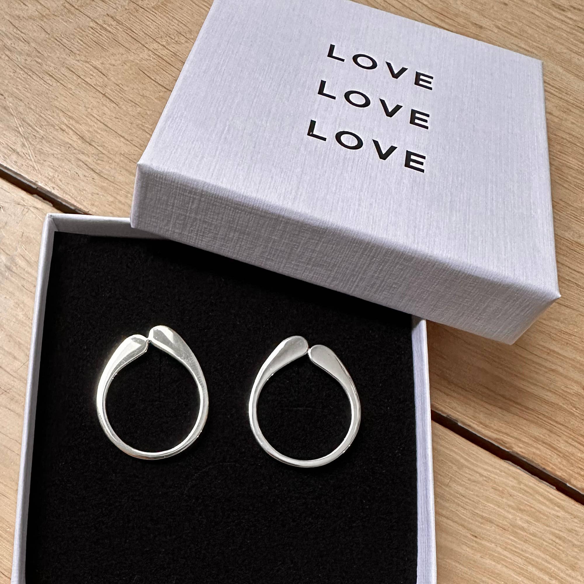 Love Lori Michelle Jewelry - Vente Créoles - Les boucles d'oreilles créoles Drip Fluid5