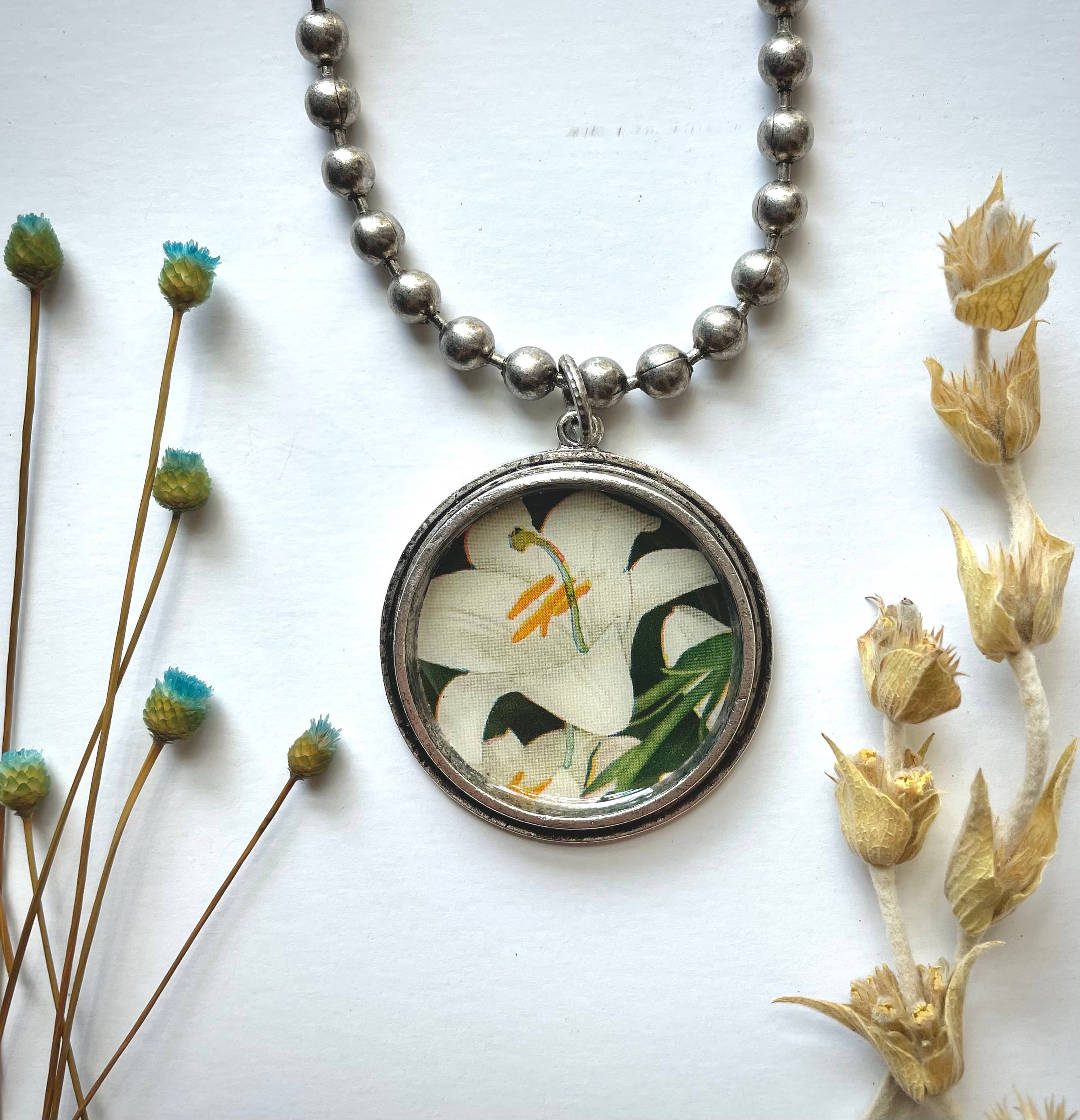 joeyfivecents - Wholesale Pendant/Charm Necklace - Large Chunky Silver Necklace - flowers, garden, rich color5