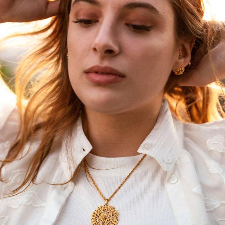 DAISY MANDALA NECKLACE for wholesale by OH VOILA JEWELRY