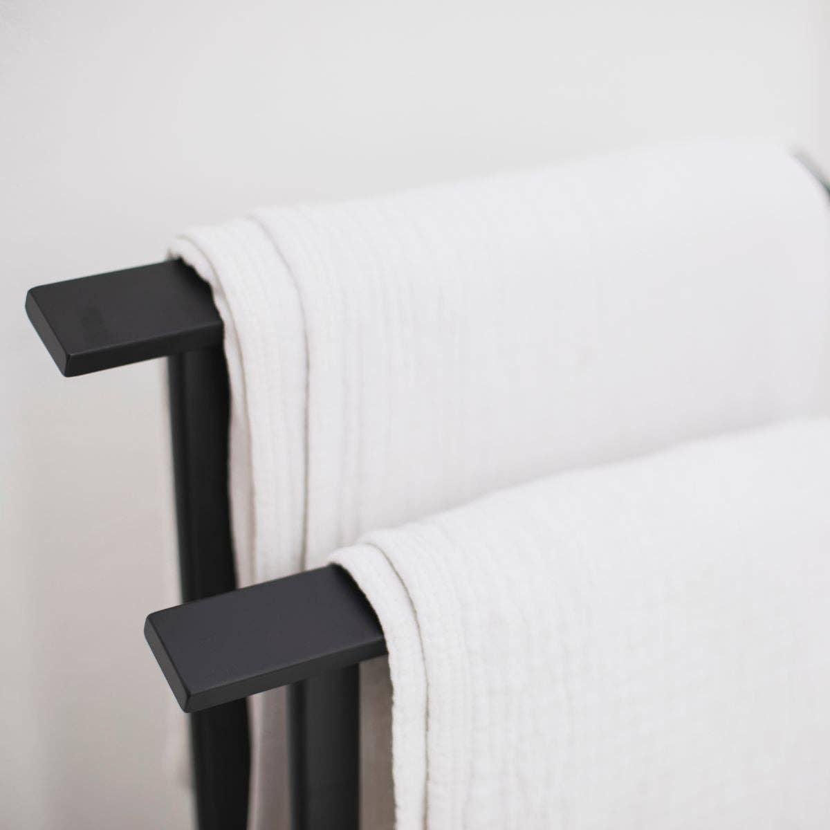 Andrea House - Wholesale Towel Holder/Hanger - Modern black metal standing towel rack3
