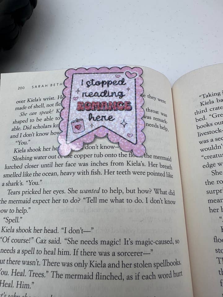 Marque-page magnétique de romance pour la vente par Brinnvill Books