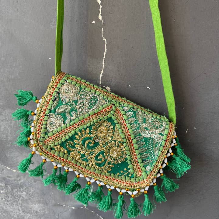 GYPSY STUDIO - Wholesale Shoulder Bag - Women's - Mirror & Sequin Work, Bohemian Chic Woman's Banjara Bag5