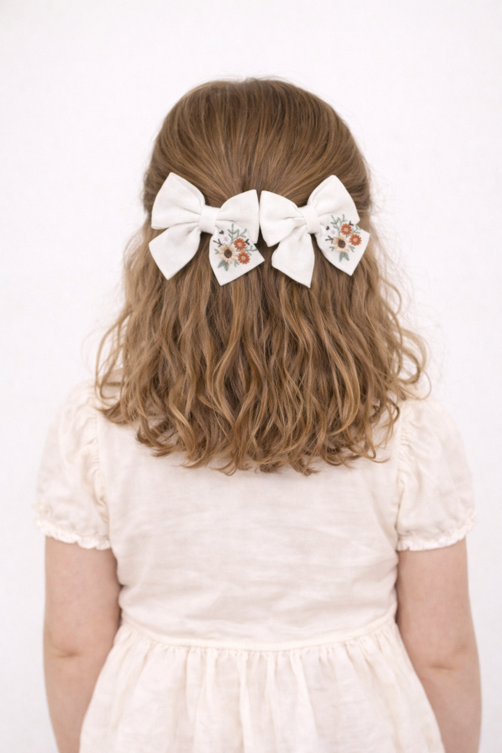 Kids4trendy - Wholesale Hair Bow - Kids - Handmade embroidered hair bows1