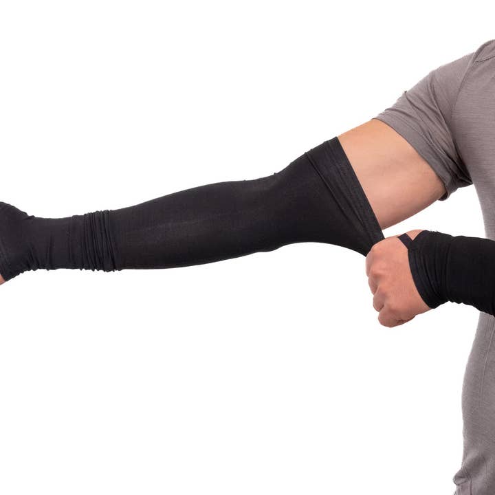 Black 4U Bamboo Arm Sleeves for wholesale on Faire