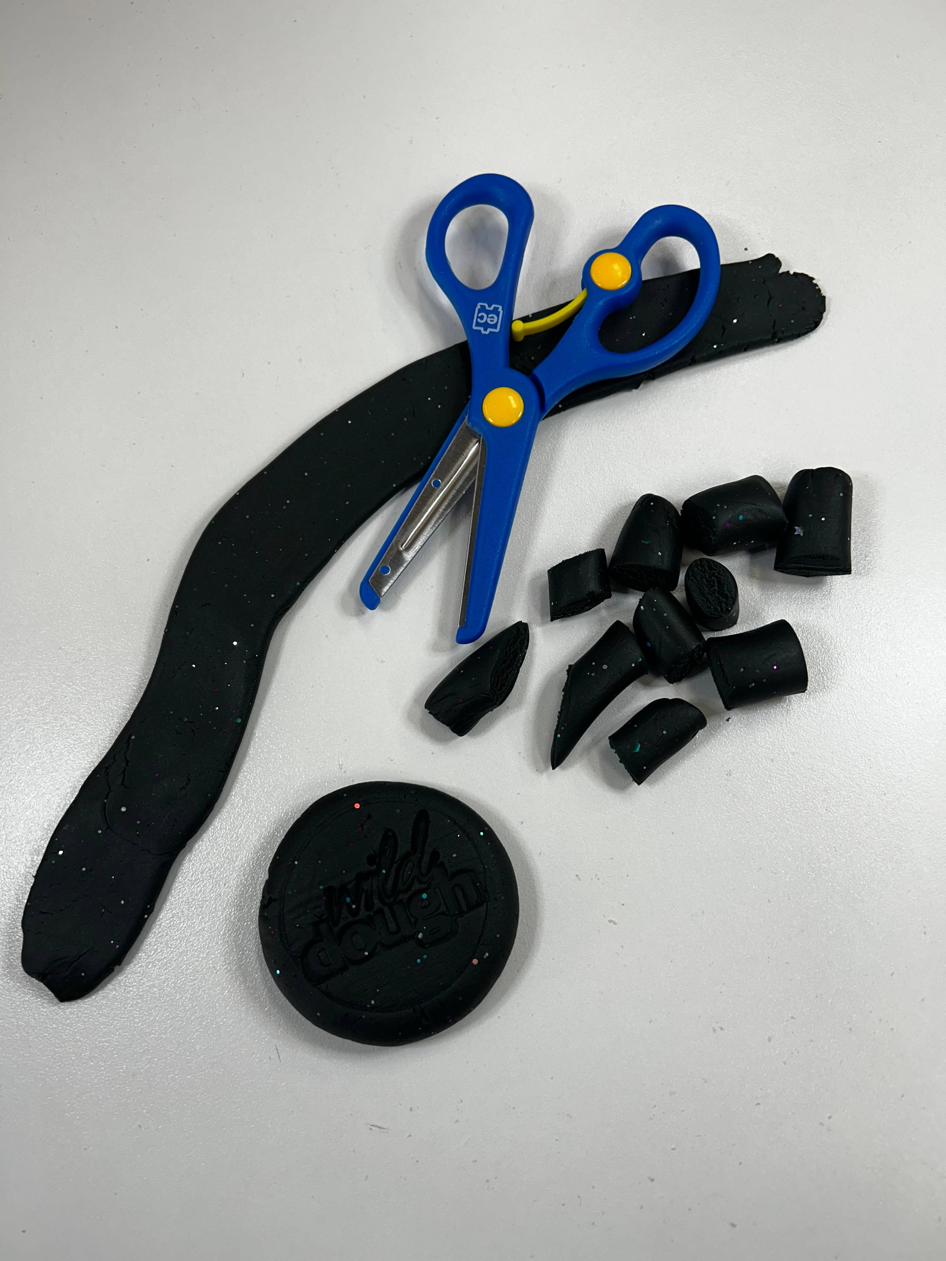 Wild Dough Playdough - Wholesale Putty/Slime - Kids - Galaxy Black Playdough - Glitter (w/s)2