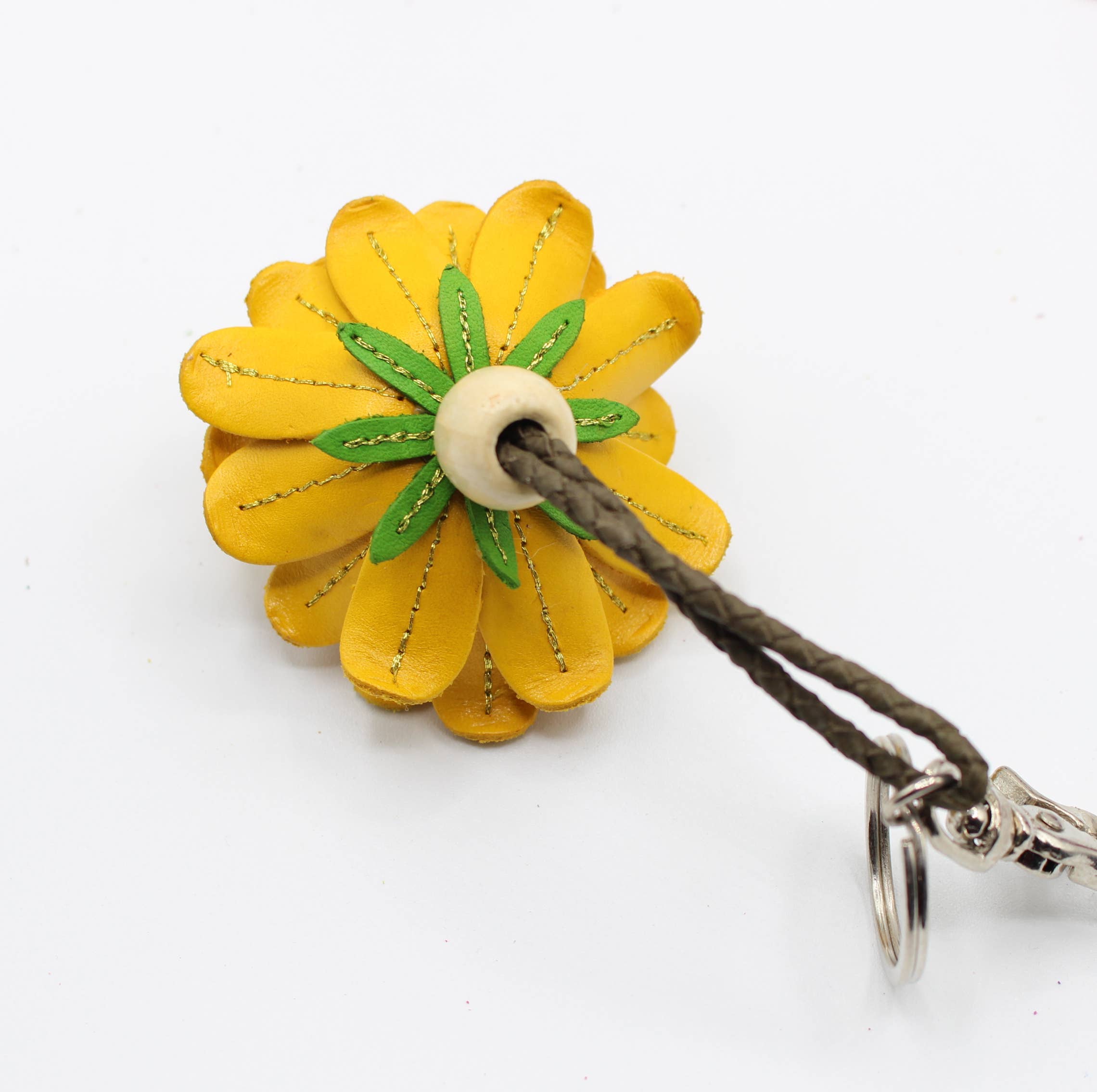 Sunflower Handmade leather inc - Vente Accessoire de sac – femme - Porte-clés en cuir en forme de fleur rose1