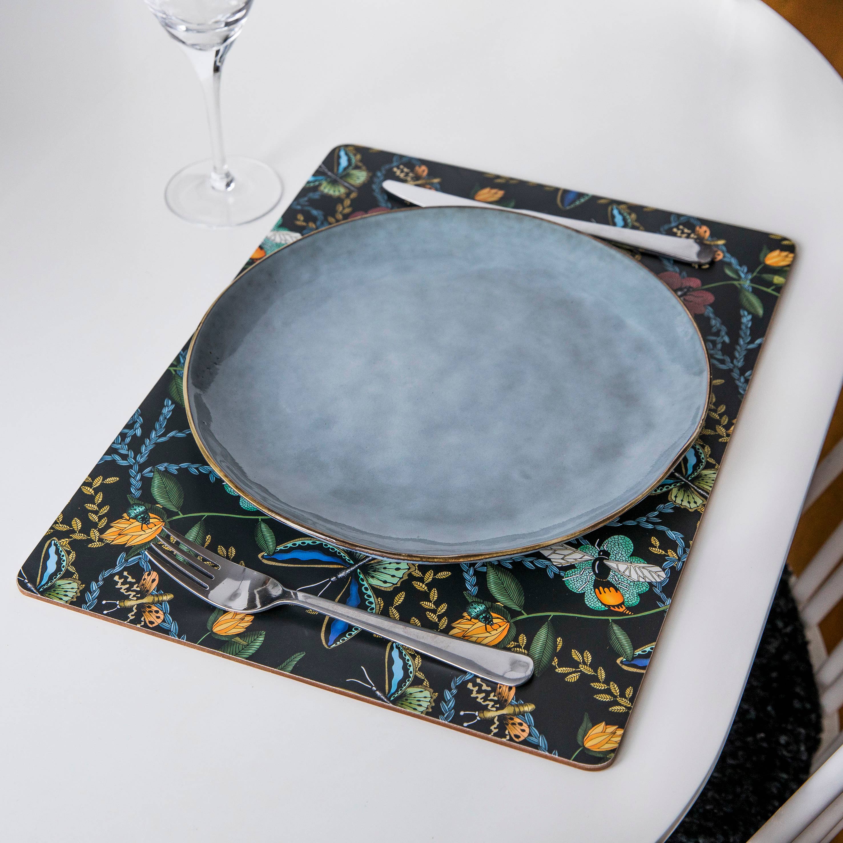 Nadja Wedin design - Wholesale Placemat - Table Mat 16x12” (40x30 cm) Bugs & Butterflies2