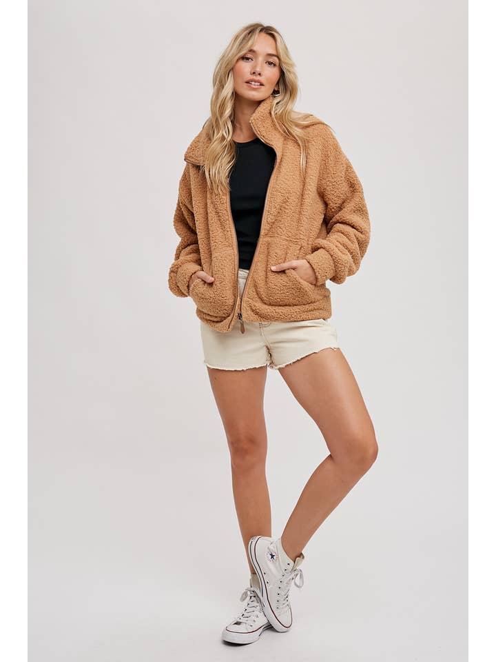 Bluivy – Großhandel Jacke – Damen – JACKE AUS LAMMFELLIMITAT