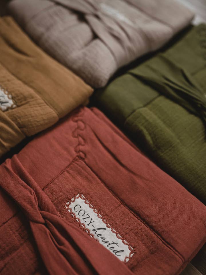 Cozy-hearted - Wholesale Security/Cuddle Blanket - Baby - The Mini Cozy Lovey – Organic Cotton Baby Security Comfort6