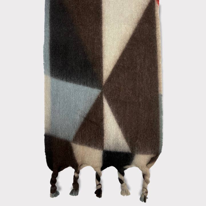 London Scarves - Wholesale Scarf - Women's - Fluffy winter scarf with braided tassels7