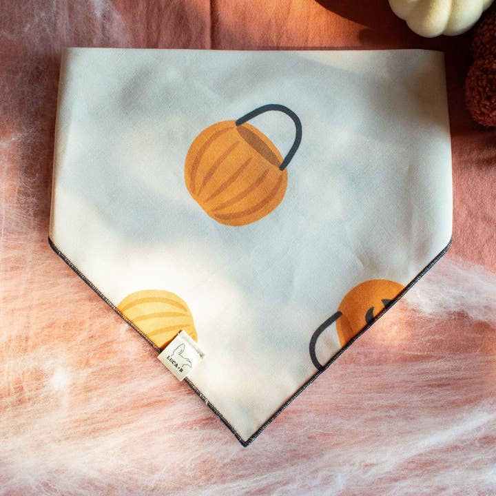 Bandana à la citrouille mélangée pour la vente par Luca and B