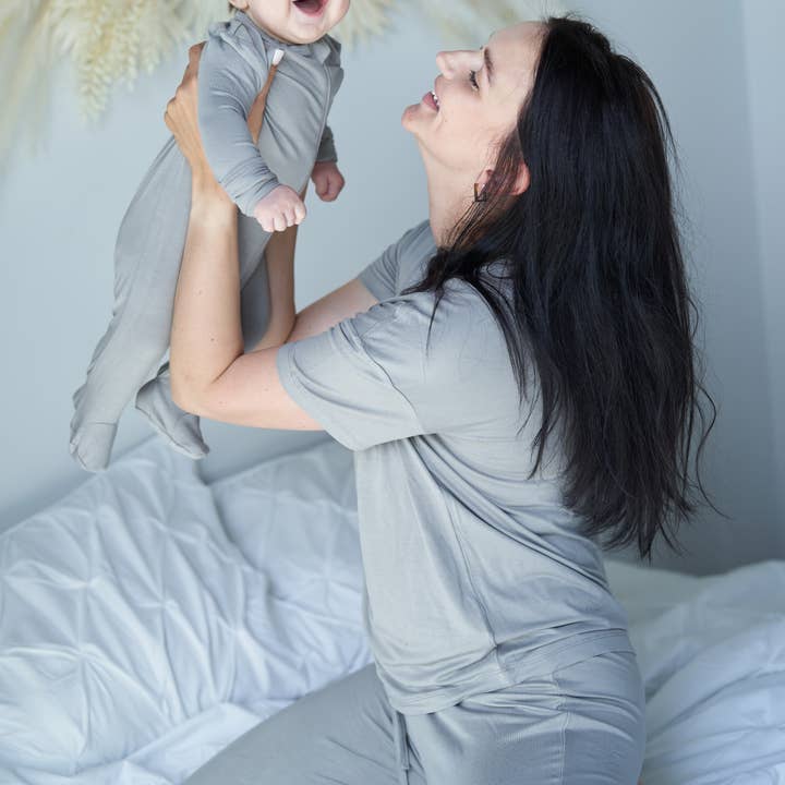 Bottes à fermeture éclair bidirectionnelle en bambou (couleur unie) pour la vente par Silkberry Baby