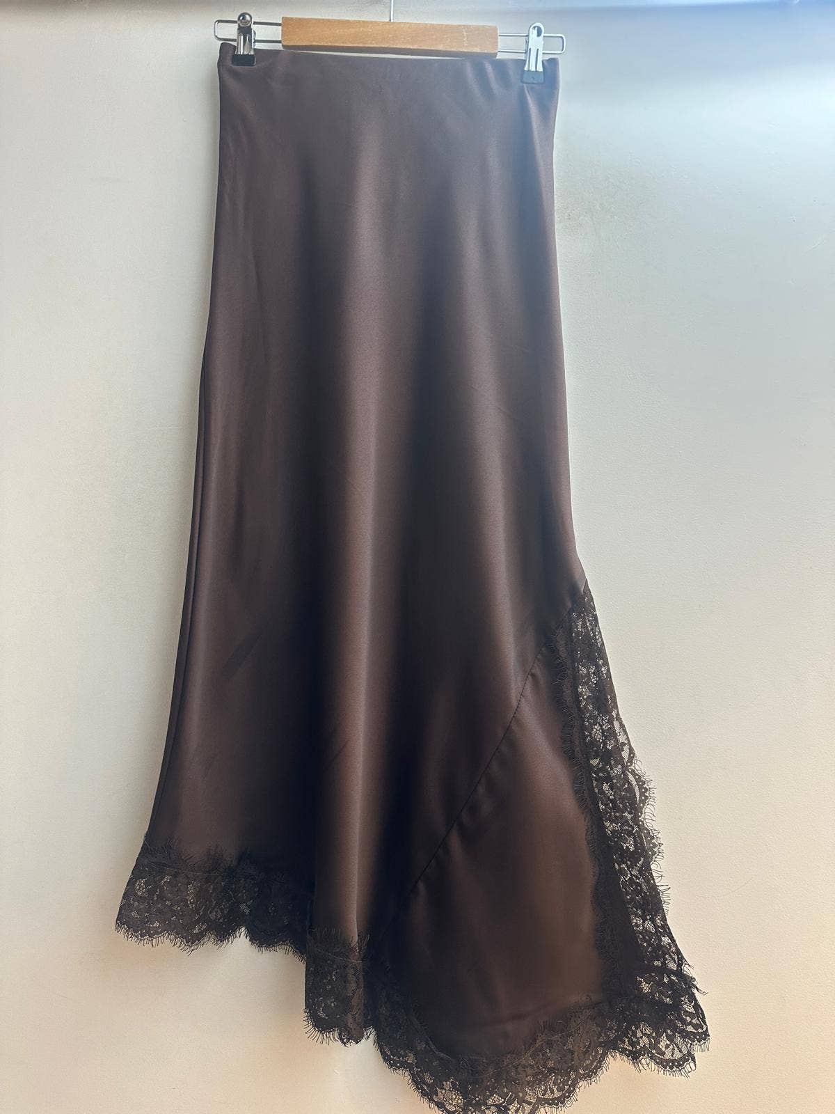 LORIANE - Wholesale Skirt - Women's - 11234 Long skirt with satin lace3