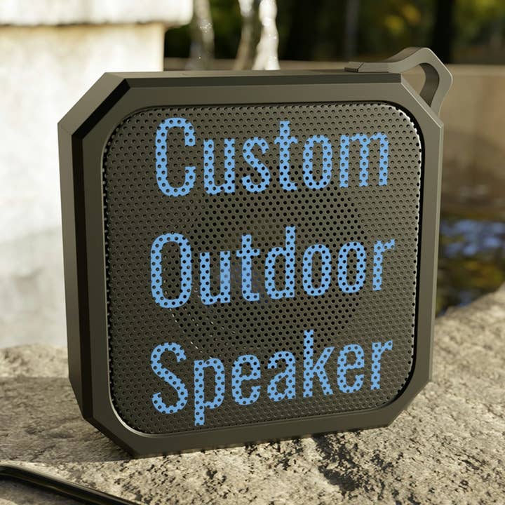 Anpassad Blackwater utomhus Bluetooth-högtalare Vandring Vattentäta festgåvor Reklamprodukter Affärsgåvor för wholesale av MonkeyFeetGraphics