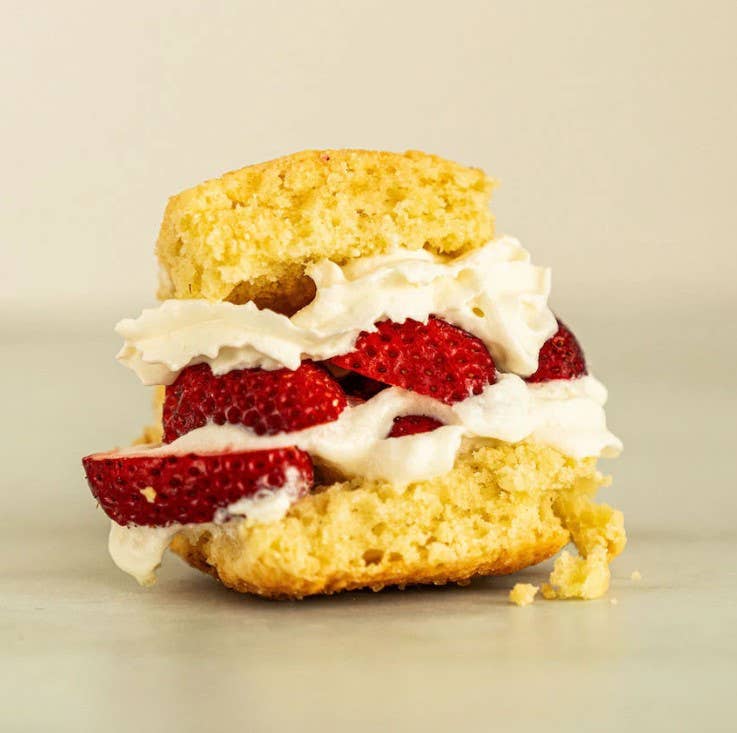 Callie's Charleston Biscuits LLC - Wholesale Biscuit Mix - Shortcake Biscuit Mix1