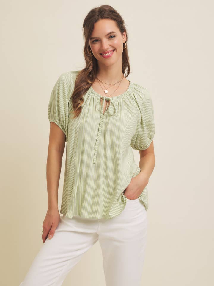 LÄTT RANDIG FLARE BONDBLUS MED PUFFÄRMAR för wholesale av in february