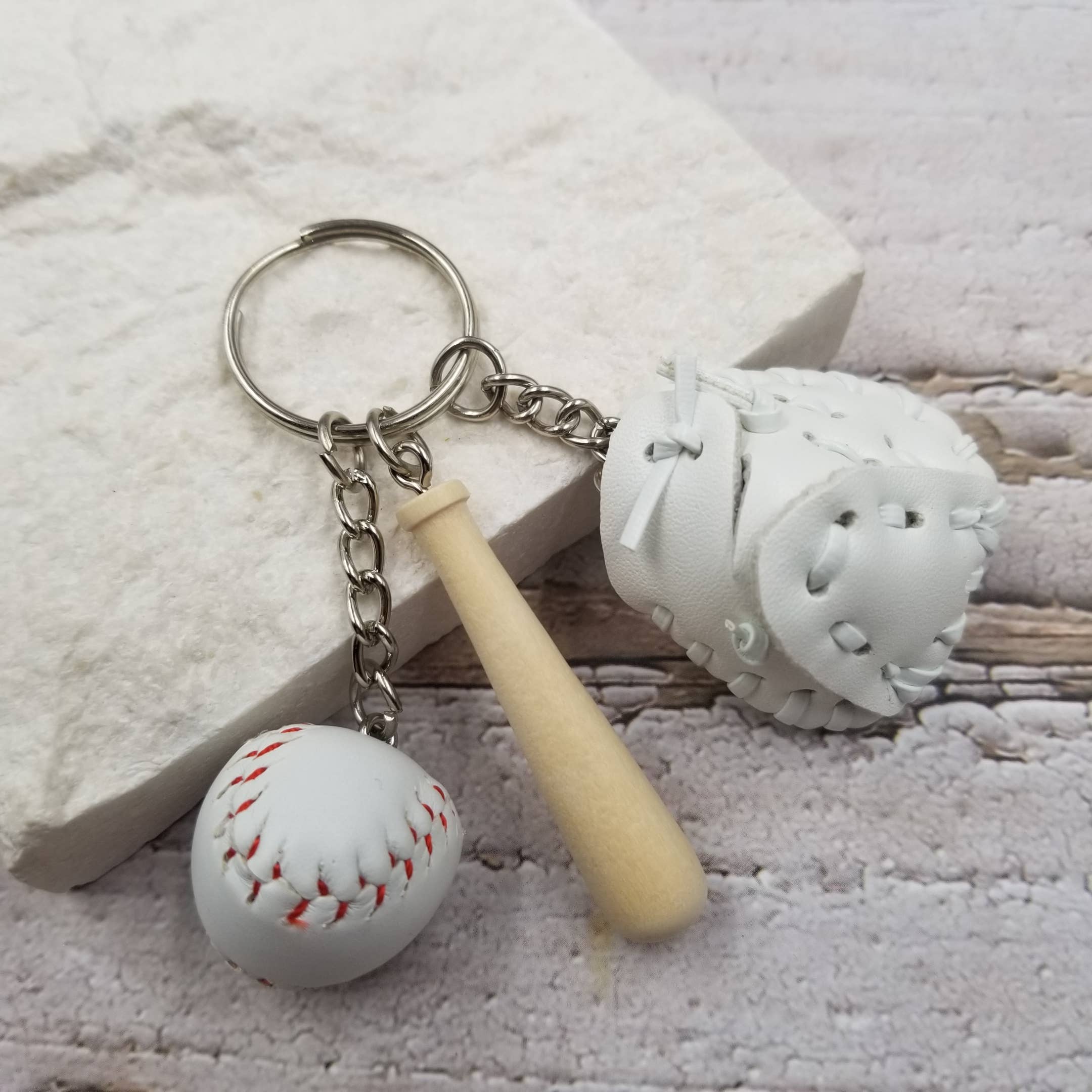 Treasure Wholesale - Vendita all'ingrosso Portachiavi - Donna - Portachiavi da baseball | Miglior regalo0