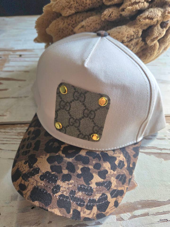 Nuovo cappello llLeopard gg a 2 tonalità per la vendita all'ingrosso da parte di Contagious Couture